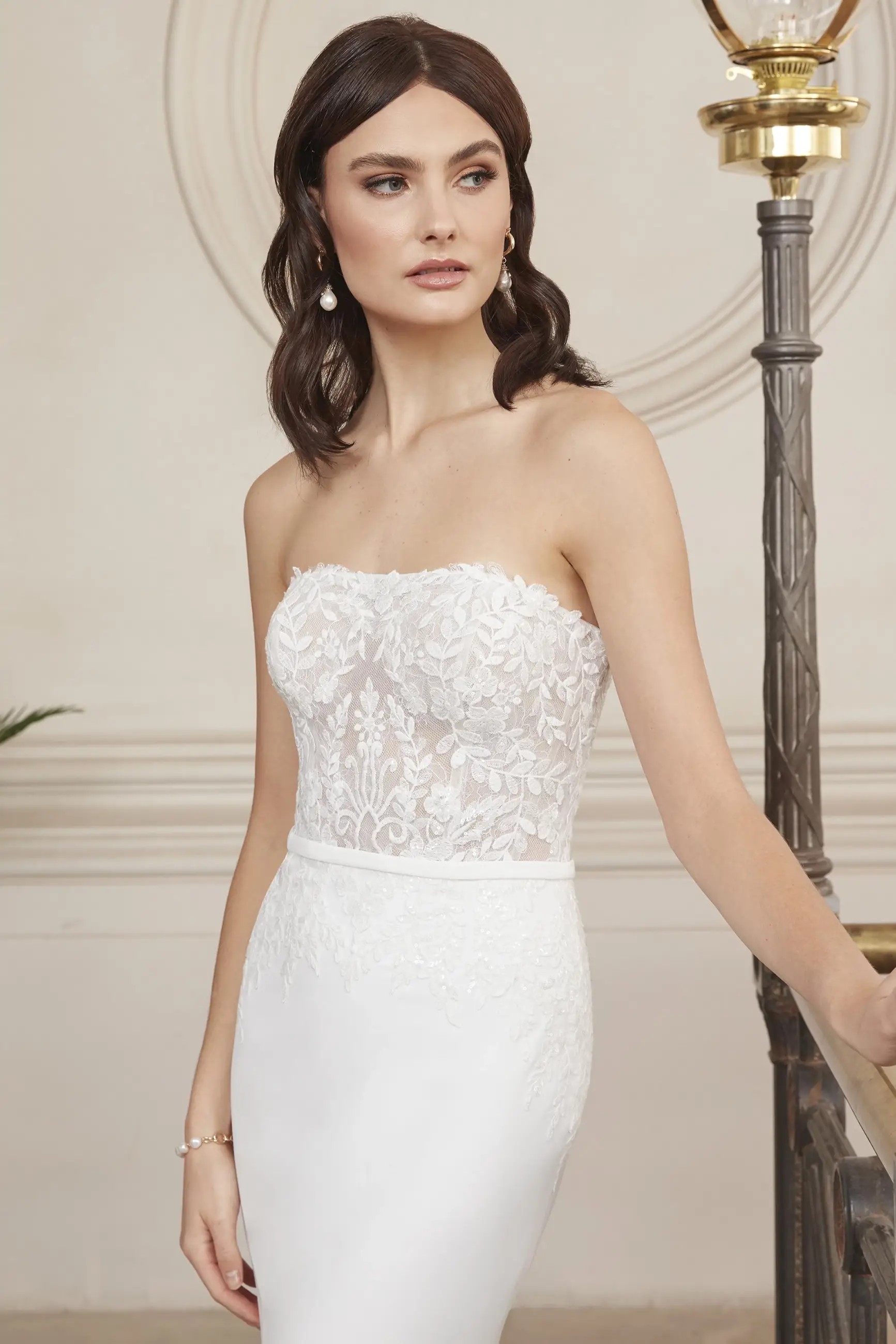 Win a Free Queen Party Bridal Appointment!